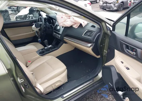 2017 Subaru Outback 3.6R Limited из США, поврежденный, VIN 4S4BSENC1H3244409